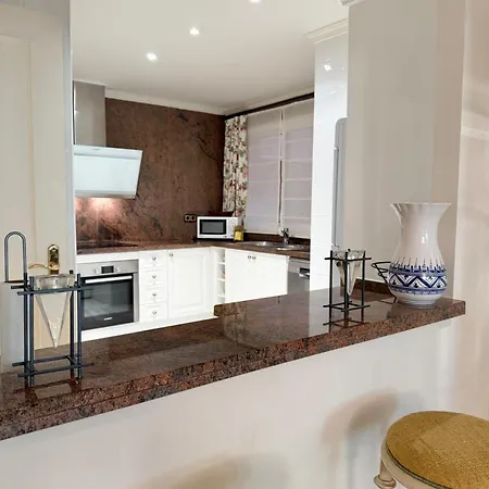 Апартаменты Golfers Paradise Magna - Eaw Homes